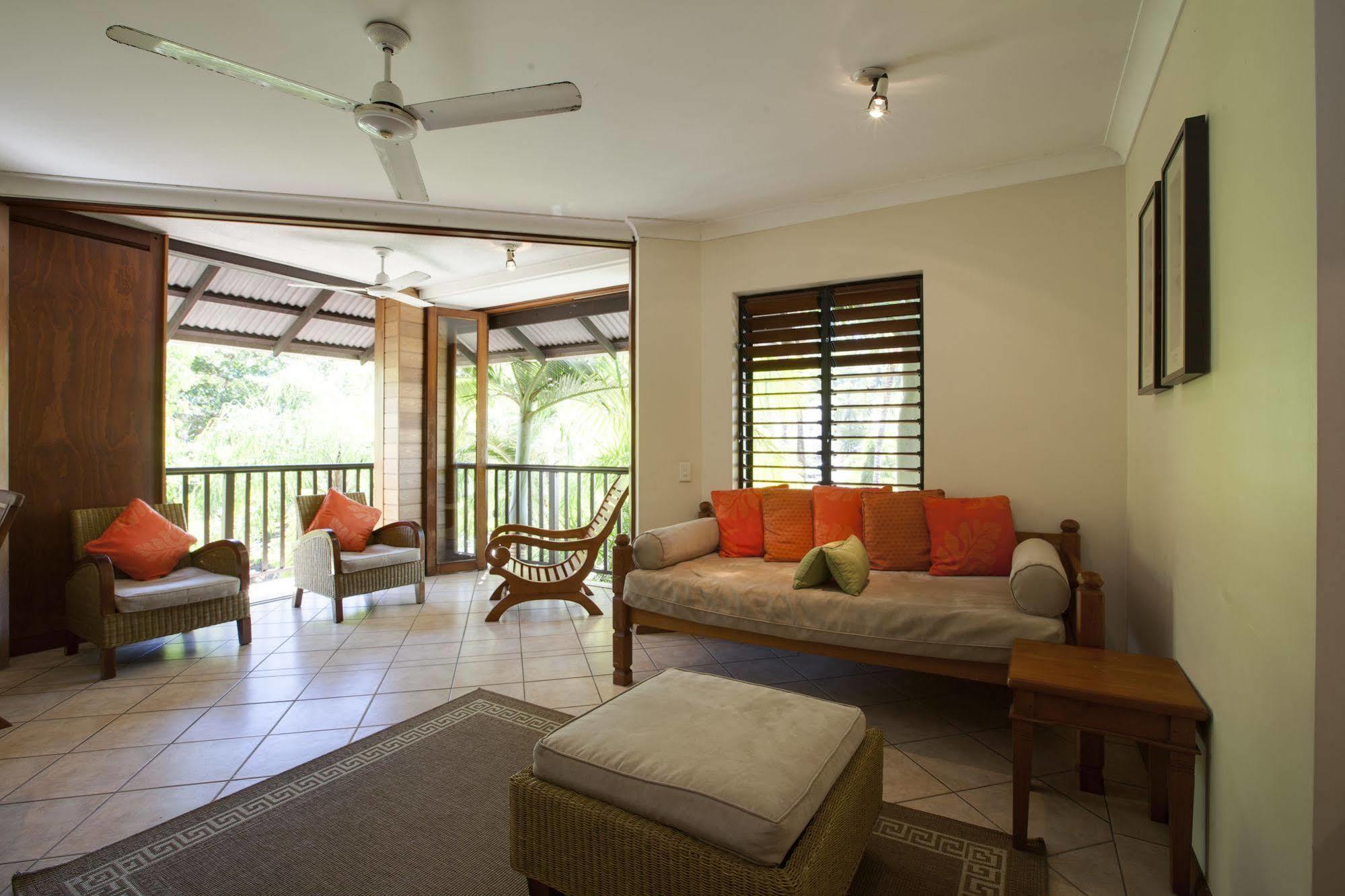 Seascape Holidays - Hibiscus Port Douglas Exterior foto
